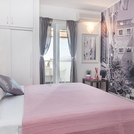 Apartments Orka Promajna Pokoj fotografie